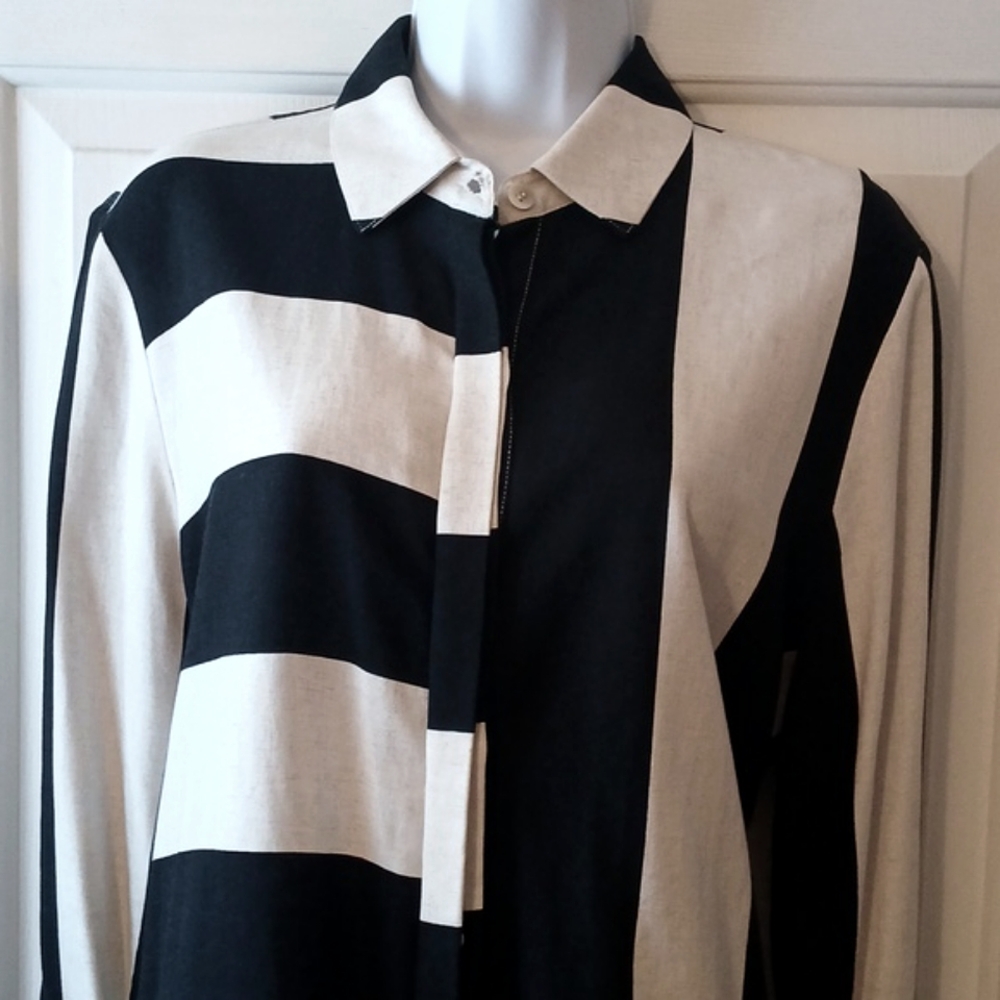 Linen Jacket! - Picture 3 of 9